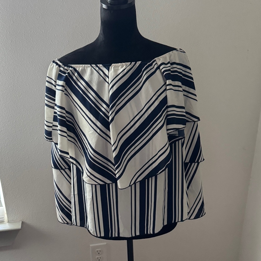 Vintage Havana off the shoulder striped 3/4 layered sleeve ruffle top blouse M